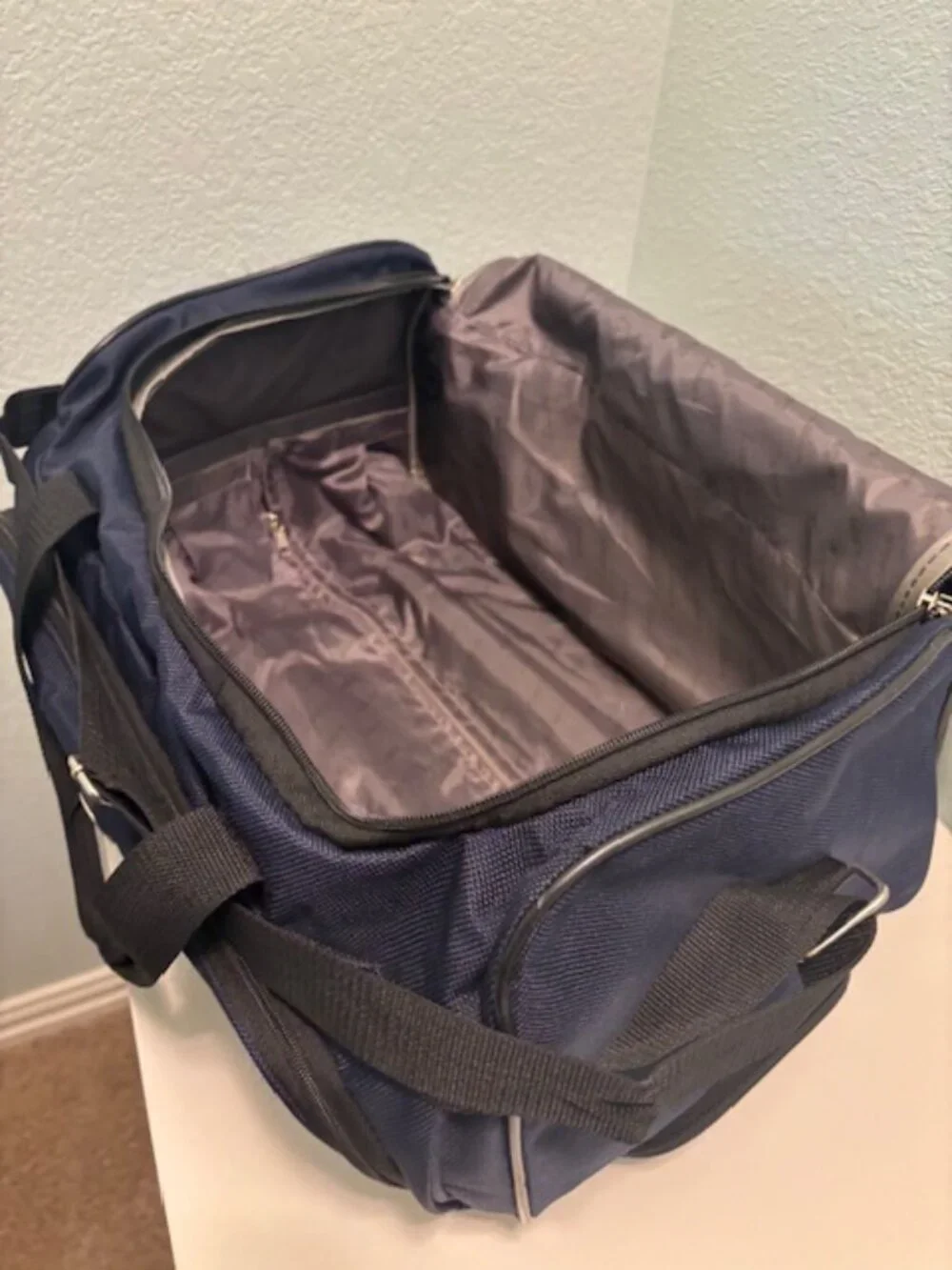 Oleg Cassini Navy Blue Travel Weekend Luggage Duffle Bag Rolling Wheels - SALE!